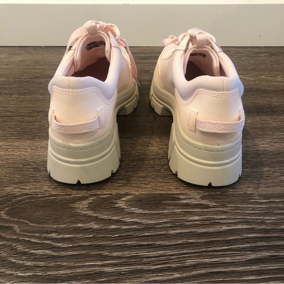 UGG ASHTON HYBRID ROSY BEIGE BLOCK PLATFORM SHOES, WOMEN US 9/ EUR 40/ UK 7~NWOB - Picture 5 of 9